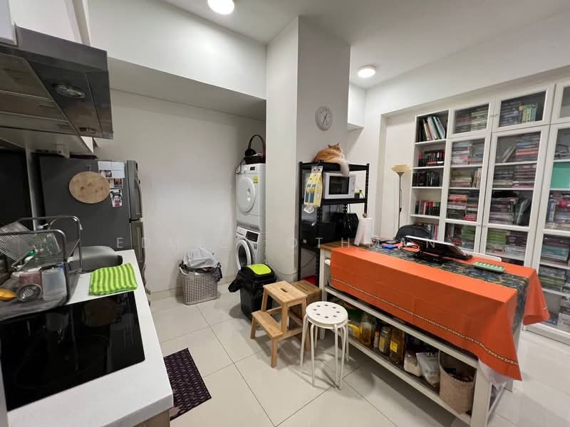 Kediaman Servis untuk Dijual di Radia Residences - Edmizi Othman - Kitchen - PropertyGuru.com.my