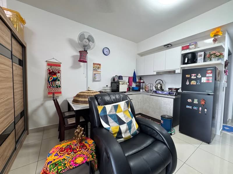 Service Residence for Sale at Tulip Residence - Azmi . - Kitchen - PropertyGuru.com.my