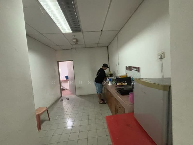 Detached Factory for Sale in Kota Damansara (Selangor) - Cyrus Soon - Kitchen - PropertyGuru.com.my