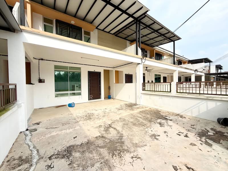 Rumah Teres 2 Tingkat untuk Dijual di Taman Scientex Kota Tinggi (Kota Tinggi) - Fakhrul Imlan - Exterior - PropertyGuru.com.my