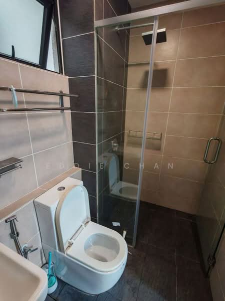 Service Residence for Rent at D'Pristine - Eddie Chan - Bathroom - PropertyGuru.com.my