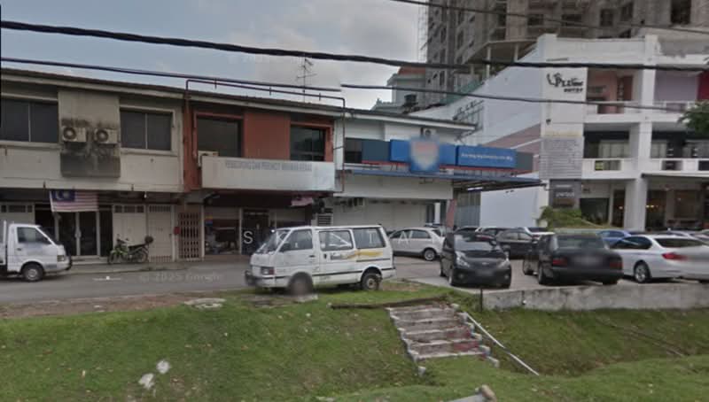 Shop for Rent in Taman Pelangi (Johor Bahru) - Sky Tan - Exterior - PropertyGuru.com.my