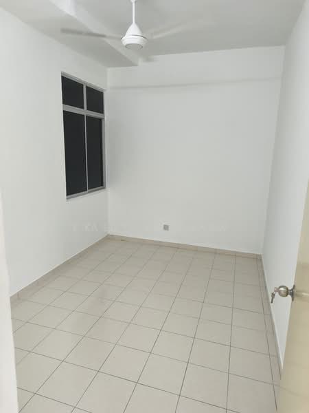 Pangsapuri untuk Dijual di Pangsapuri Lagoon Perdana - Key Ling - Interior - PropertyGuru.com.my