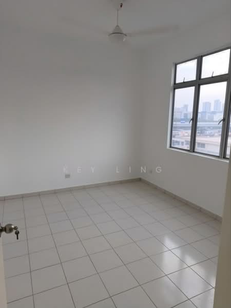 Pangsapuri untuk Dijual di Pangsapuri Lagoon Perdana - Key Ling - Interior - PropertyGuru.com.my