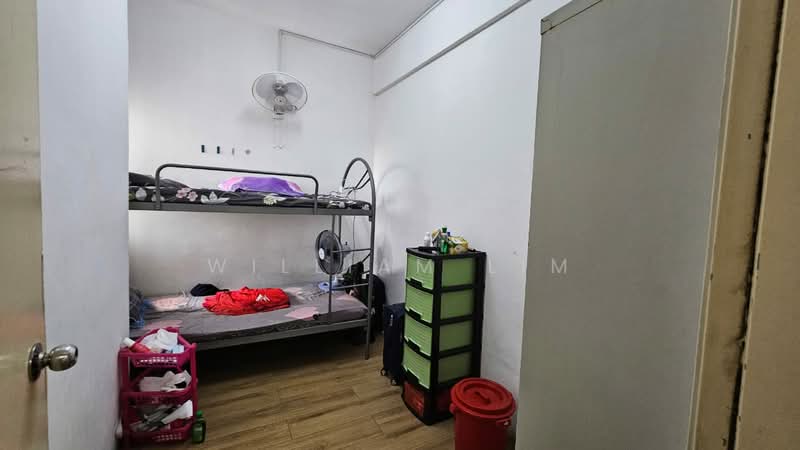 Pangsapuri untuk Dijual di Kemuning Aman - William Lim - Bedroom - PropertyGuru.com.my