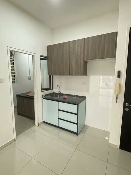Kondominium untuk Disewa di Seasons Garden Residences - CK Teong - Kitchen - PropertyGuru.com.my