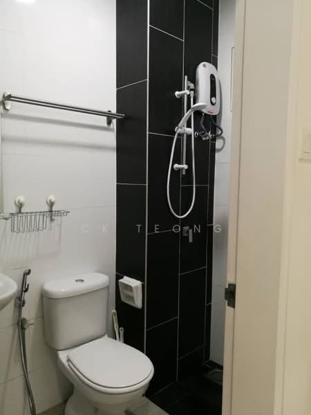 Kondominium untuk Disewa di Seasons Garden Residences - CK Teong - Bathroom - PropertyGuru.com.my