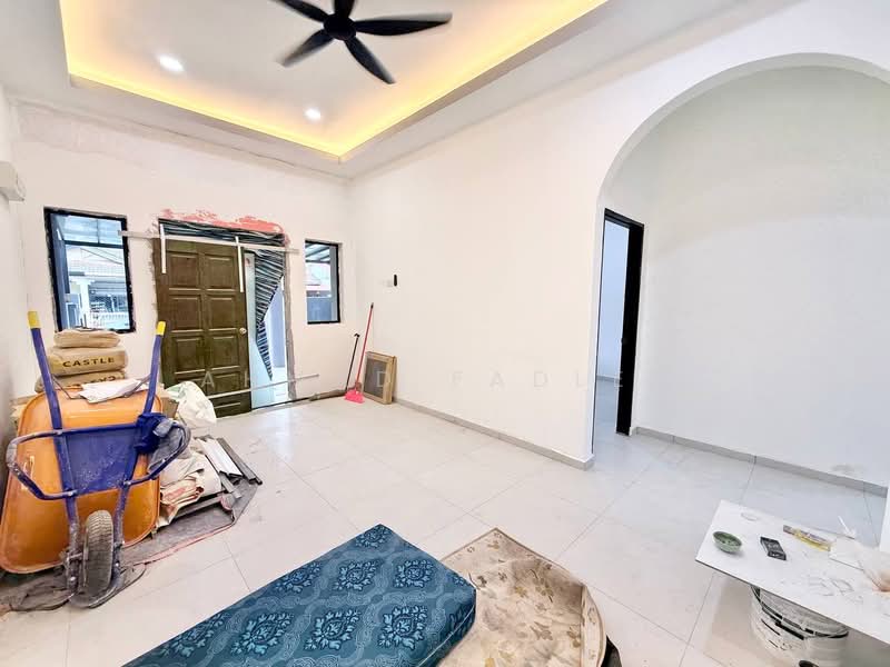 Rumah Teres 1-Tingkat untuk Dijual di Taman Semarak (Nilai) - Ahmad Fadlee - PropertyGuru.com.my