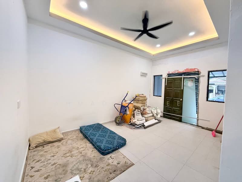 Rumah Teres 1-Tingkat untuk Dijual di Taman Semarak (Nilai) - Ahmad Fadlee - PropertyGuru.com.my
