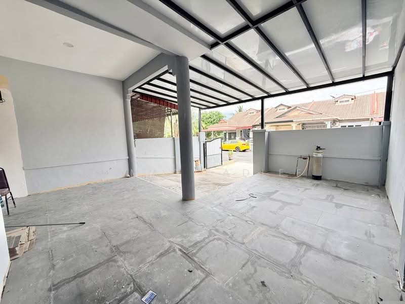 Rumah Teres 1-Tingkat untuk Dijual di Taman Semarak (Nilai) - Ahmad Fadlee - PropertyGuru.com.my