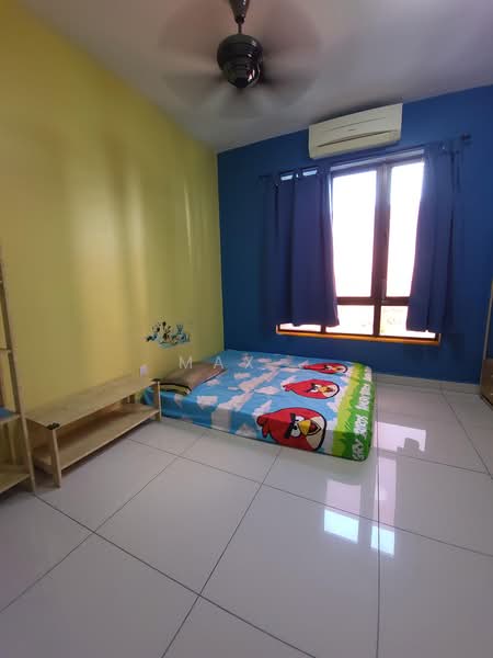 Kondominium untuk Dijual di Atmosfera Kondominium - Max . - Bedroom - PropertyGuru.com.my