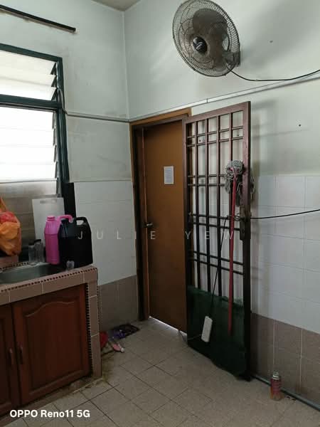 2-storey Terraced House for Sale in Desa Paya Mengkuang (Gelang Patah) - Julie Yew - Kitchen - PropertyGuru.com.my