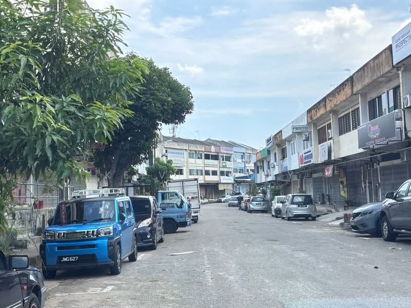 Shop / Office for Sale in Taman Johor Jaya (Johor Bahru) - Kelvin Koay - Exterior - PropertyGuru.com.my