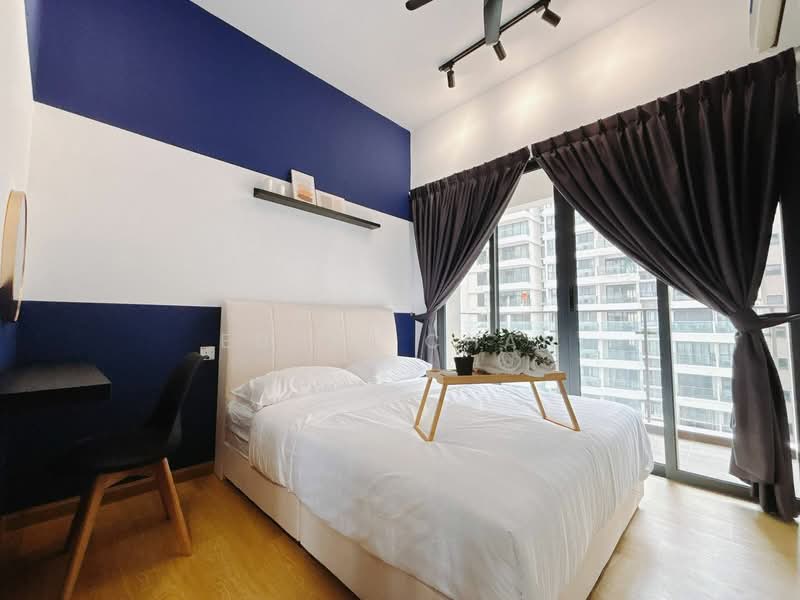 Kondominium untuk Disewa di Royal Strand @ Country Garden Danga Bay - Eddie Chan - Bedroom - PropertyGuru.com.my