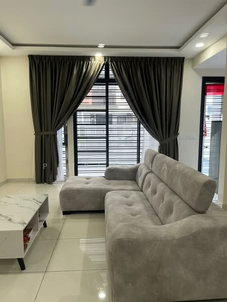 Rumah Teres 2-Tingkat untuk Disewa di Johor Bahru (Johor) - Patrick Lai - Living Room - PropertyGuru.com.my