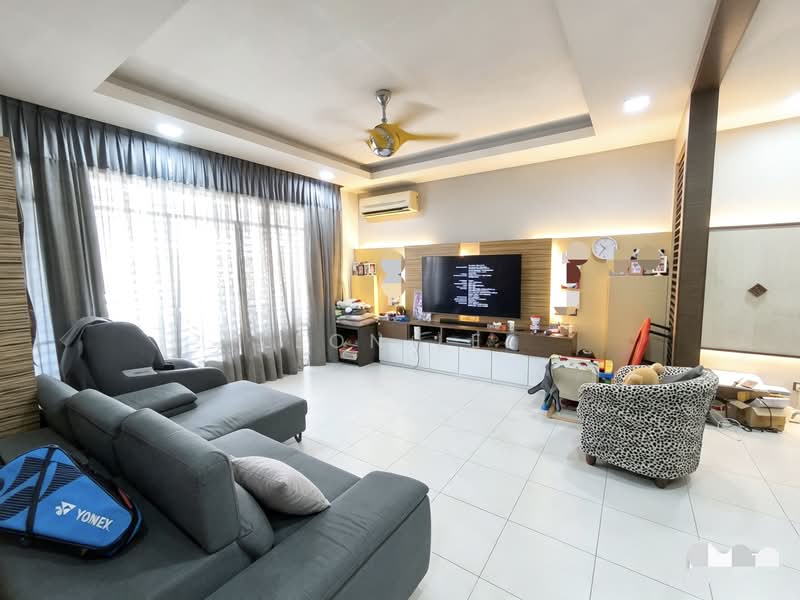 Rumah Teres 2 Tingkat untuk Dijual di Bandar Puteri Puchong (Puchong) - Leon Lee - Living Room - PropertyGuru.com.my