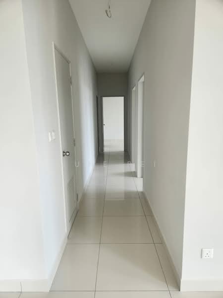 Kondominium untuk Dijual di Nestree Residence - June Pei - Corridor - PropertyGuru.com.my