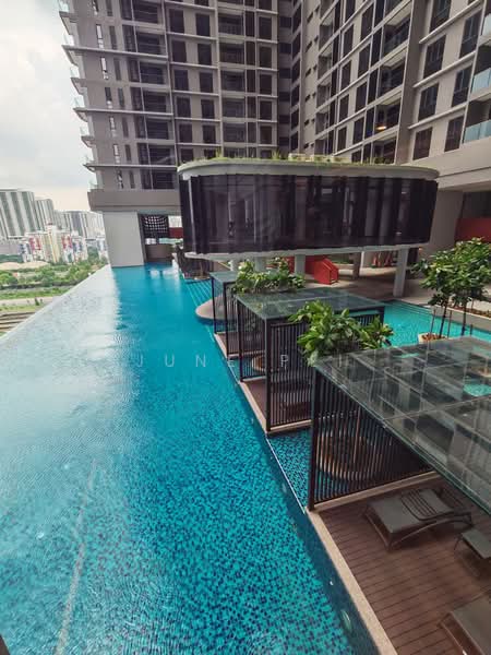 Kondominium untuk Dijual di Nestree Residence - June Pei - Pool - PropertyGuru.com.my