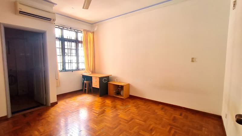 Rumah Teres 2-Tingkat untuk Dijual di Taman Molek (Johor Bahru) - Nico Ho - Study - PropertyGuru.com.my