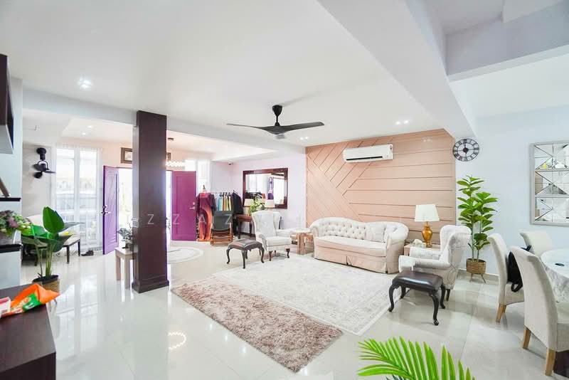 2.5-storey Terraced House for Sale in Ampang Jaya (Ampang) - Izzaza Izzati - Living Room - PropertyGuru.com.my