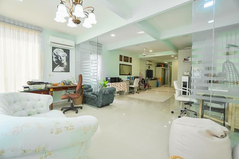2.5-storey Terraced House for Sale in Ampang Jaya (Ampang) - Izzaza Izzati - Living Room - PropertyGuru.com.my