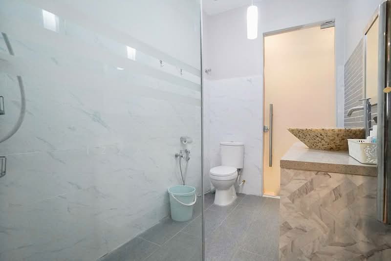 2.5-storey Terraced House for Sale in Ampang Jaya (Ampang) - Izzaza Izzati - Bathroom - PropertyGuru.com.my