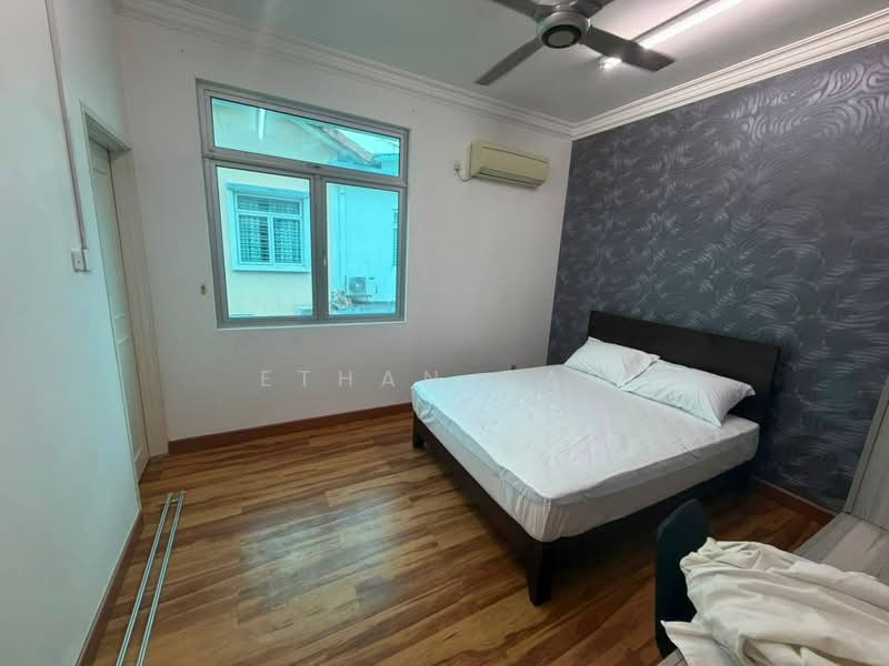 Semi-Detached House for Rent in Taman Gaya (Ulu Tiram) - Ethan Gan - PropertyGuru.com.my