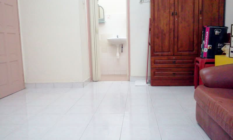 2-storey Terraced House for Sale in Taman Sungai Besi Indah (Seri Kembangan) - Max Low - Bathroom - PropertyGuru.com.my