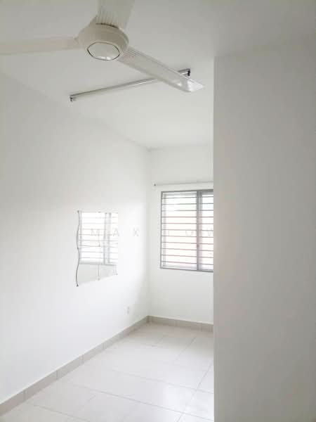 2-storey Terraced House for Sale in Taman Sungai Besi Indah (Seri Kembangan) - Max Low - Interior - PropertyGuru.com.my