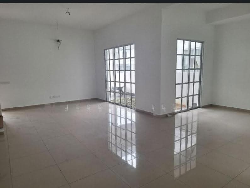 2-storey Terraced House for Sale in Eco Majestic (Semenyih) - Jesslyn Lee - Living Room - PropertyGuru.com.my