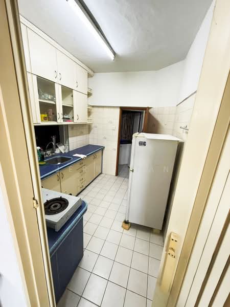 Pangsapuri untuk Disewa di Wayton Court - Jerry Tan - Kitchen - PropertyGuru.com.my