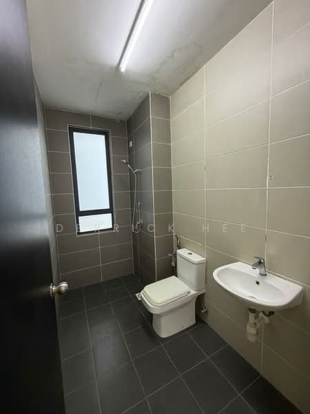 Rumah Teres untuk Dijual di Kajang East (Semenyih) - Derrick Hee - Bathroom - PropertyGuru.com.my