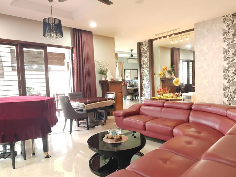 Rumah Banglo untuk Dijual di Bukit Rahman Putra (Sungai Buloh) - Ibrahim Iderus - Living Room - PropertyGuru.com.my