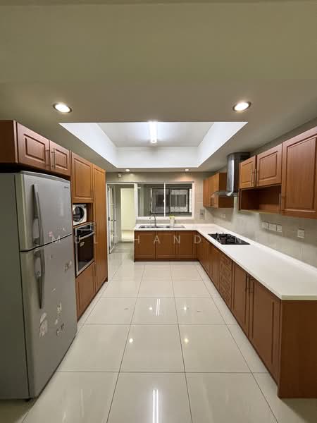 Condominium for Sale at Mont Kiara Meridin - Lachman Mulchandani - Dry Kitchen - PropertyGuru.com.my
