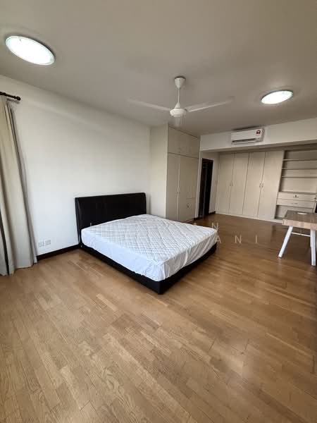 Condominium for Sale at Mont Kiara Meridin - Lachman Mulchandani - Master bedroom - PropertyGuru.com.my