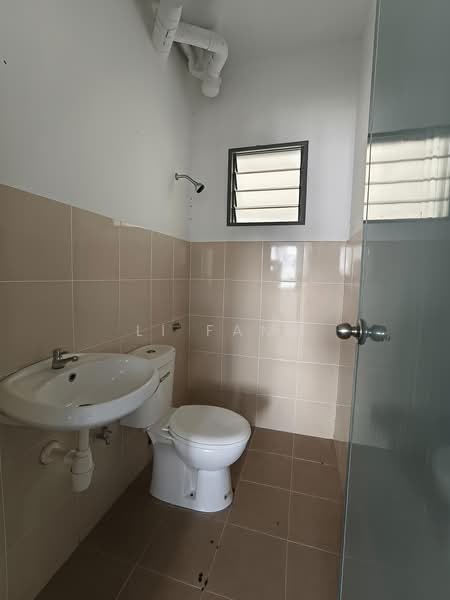 Pangsapuri untuk Dijual di Mercury Apartment - Li Fang - Bathroom - PropertyGuru.com.my