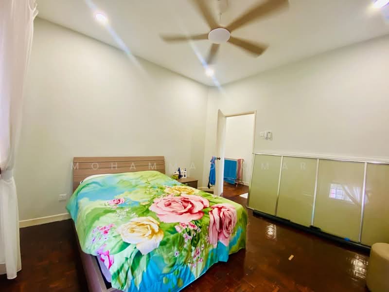 2-storey Terraced House for Sale in Seri Kembangan (Selangor) - Mohammad Omar - PropertyGuru.com.my