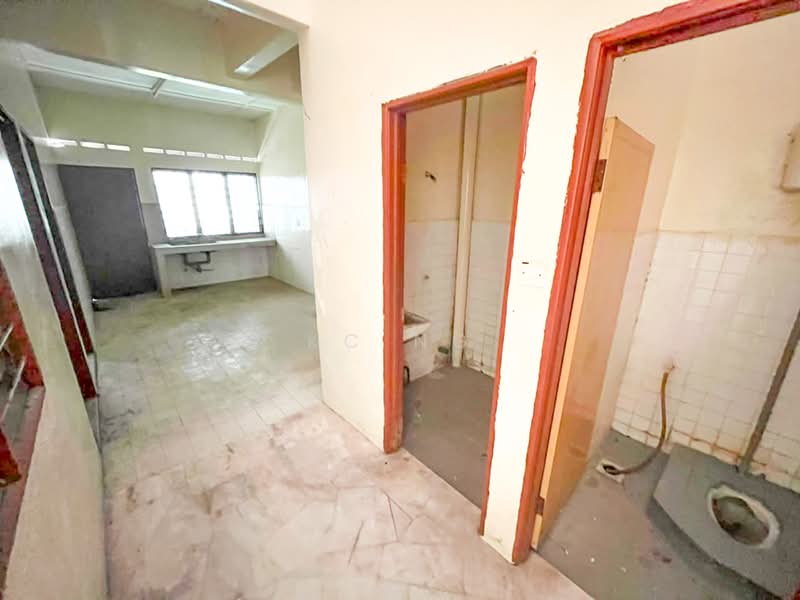 Rumah Teres 1-Tingkat untuk Dijual di Klang (Selangor) - KC Ng - Kitchen - PropertyGuru.com.my