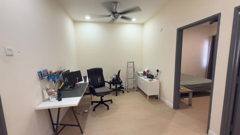 Rumah Teres 2-Tingkat untuk Dijual di Taman Pelangi Semenyih (Semenyih) - Athena Cho - Study - PropertyGuru.com.my