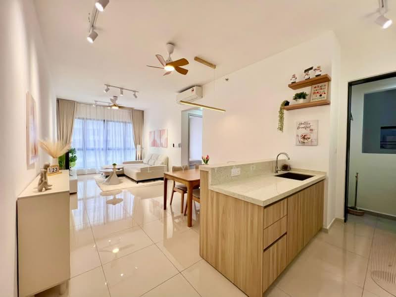 Servis Apartment untuk Disewa di Sunway Belfield - Ally Yap - Living Room - PropertyGuru.com.my