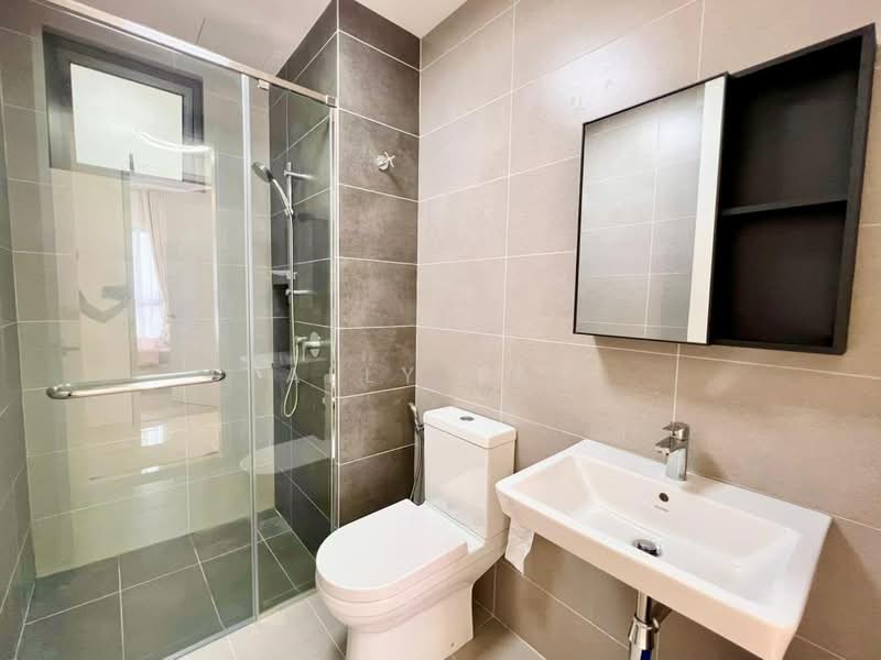 Servis Apartment untuk Disewa di Sunway Belfield - Ally Yap - Bathroom - PropertyGuru.com.my