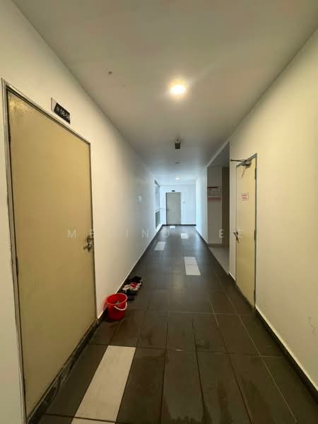 Servis Apartment untuk Dijual di D'Summit Residences - Melinda Ee - Corridor - PropertyGuru.com.my