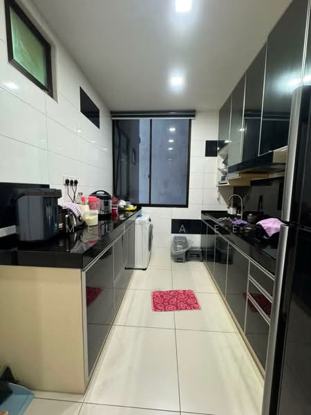 Servis Apartment untuk Dijual di D'Summit Residences - Melinda Ee - Kitchen - PropertyGuru.com.my
