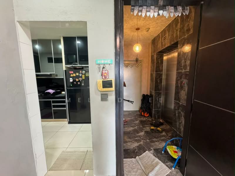 Servis Apartment untuk Dijual di D'Summit Residences - Melinda Ee - Kitchen - PropertyGuru.com.my