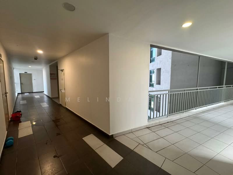Servis Apartment untuk Dijual di D'Summit Residences - Melinda Ee - Corridor - PropertyGuru.com.my