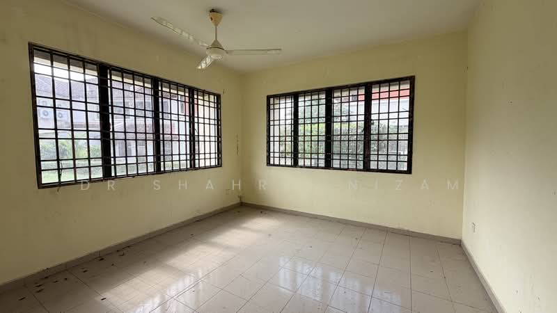 Semi-Detached House for Rent in Templer Bestari (Rawang) - Dr Shahril Nizam - Interior - PropertyGuru.com.my