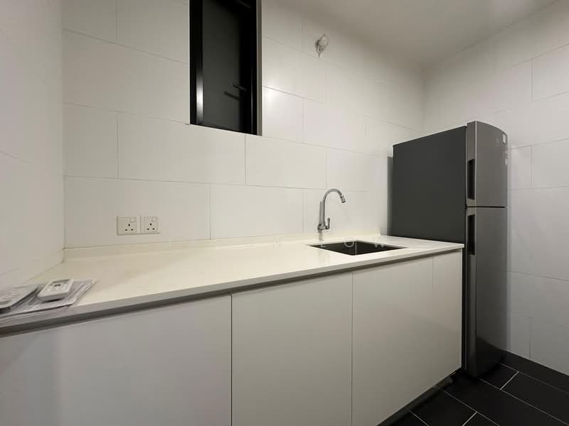 Servis Apartment untuk Disewa di SqWhere Service Apartments - Jason Low - Kitchen - PropertyGuru.com.my