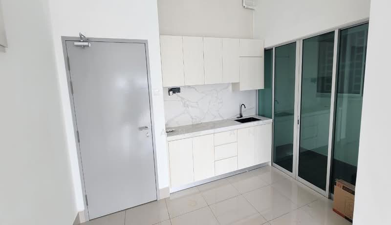 Service Residence for Sale at Serviced Residence @ Razak City Residences (RC Residences) - Ryan Tan - Kitchen - PropertyGuru.com.my