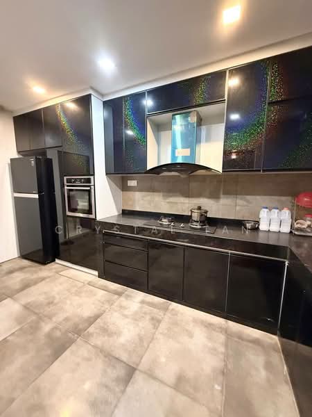 Rumah Teres 2 Tingkat untuk Dijual di Taman Megah Ria (Masai) - Crystal Tan - Kitchen - PropertyGuru.com.my