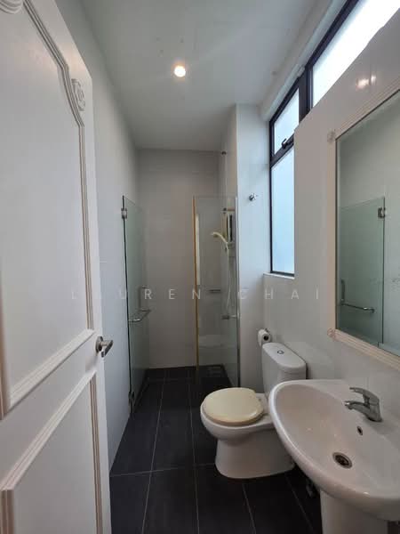 Semi-Detached House for Sale in Bukit Indah (Iskandar Puteri (Nusajaya)) - Lauren Chai - Bathroom - PropertyGuru.com.my